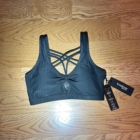 bebe Other - NWT. Women’s black Bebe sports bra. Size M.